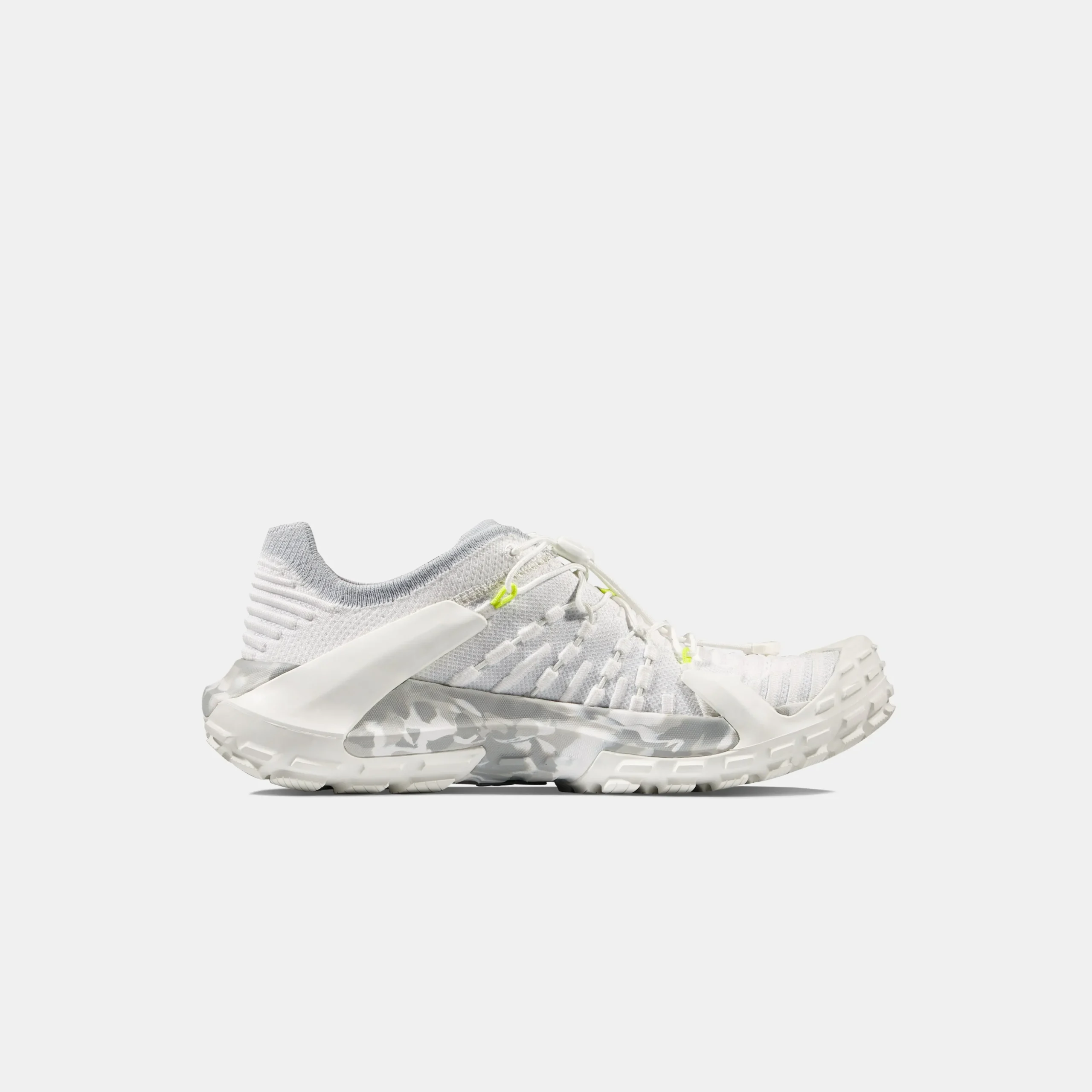 Hueco Knit II Low Women