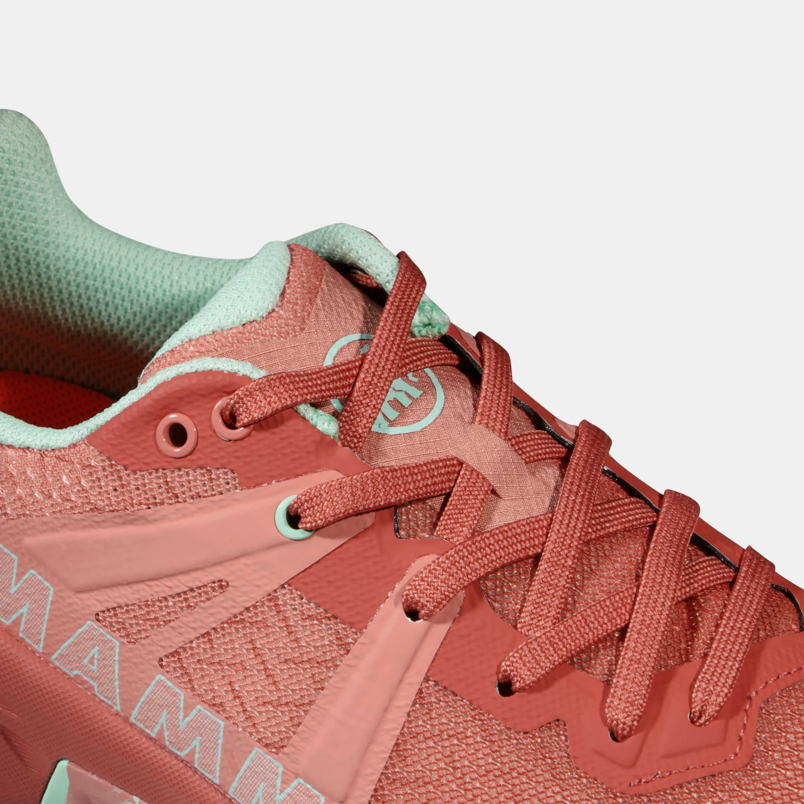 Sertig II Low Women